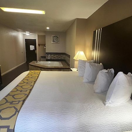 Baymont By Wyndham Port Arthur - Groves Area Ngoại thất bức ảnh