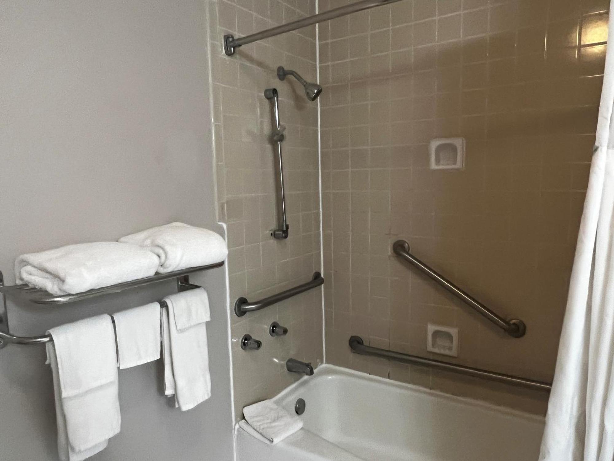 Baymont By Wyndham Port Arthur - Groves Area Ngoại thất bức ảnh