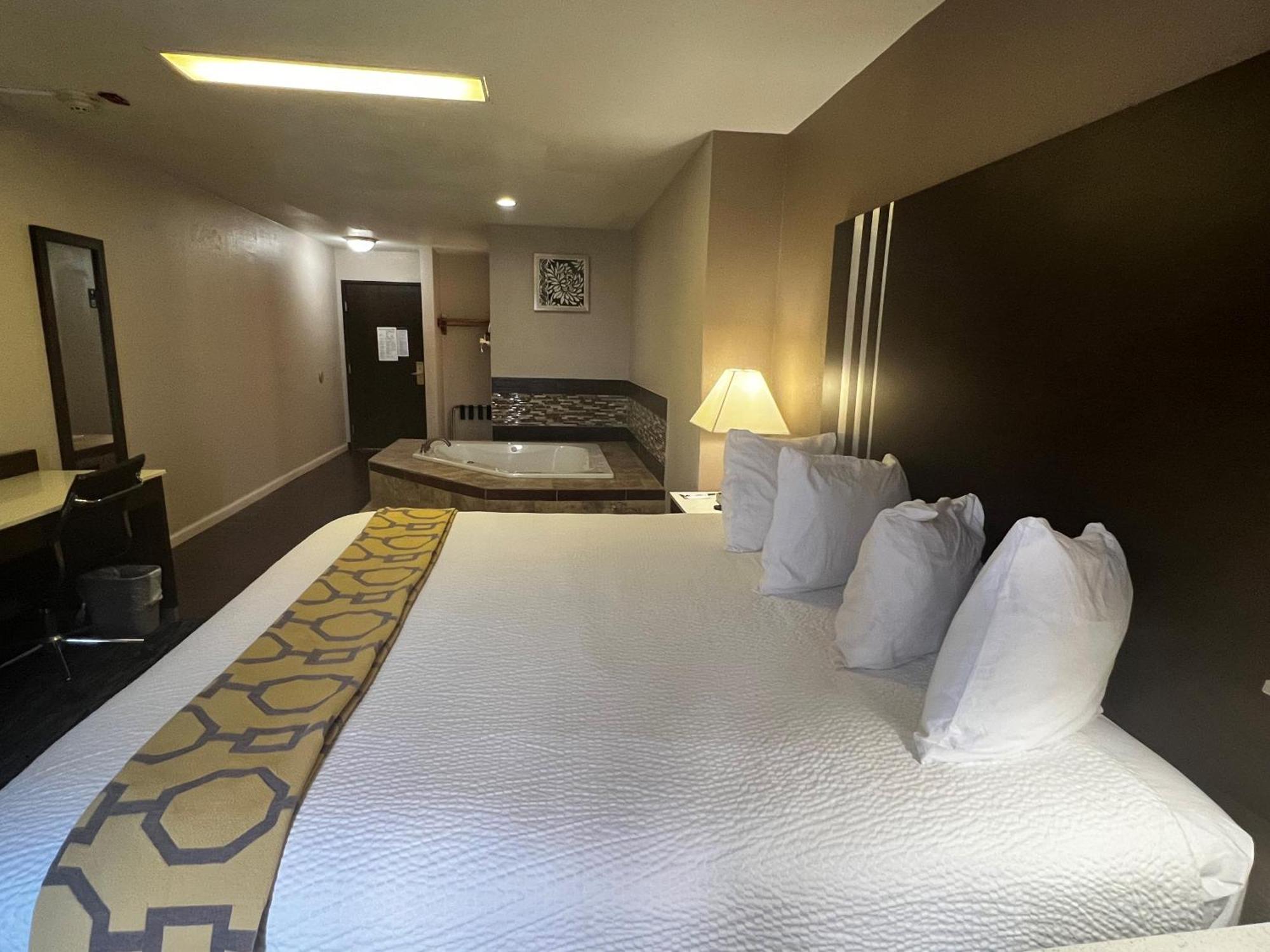 Baymont By Wyndham Port Arthur - Groves Area Ngoại thất bức ảnh